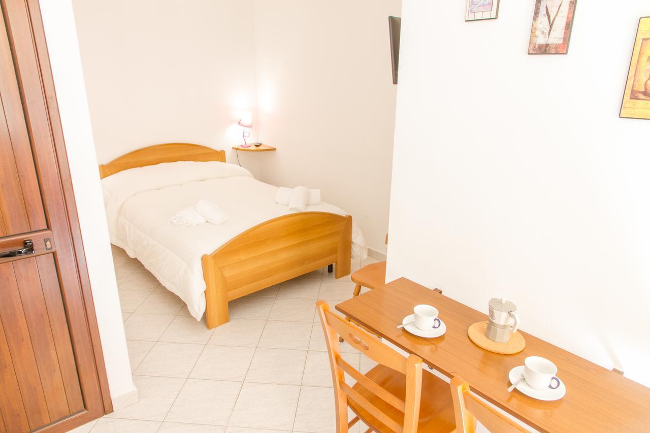 Bordonaro Mini Studio Apartment Cefalu Luaran gambar